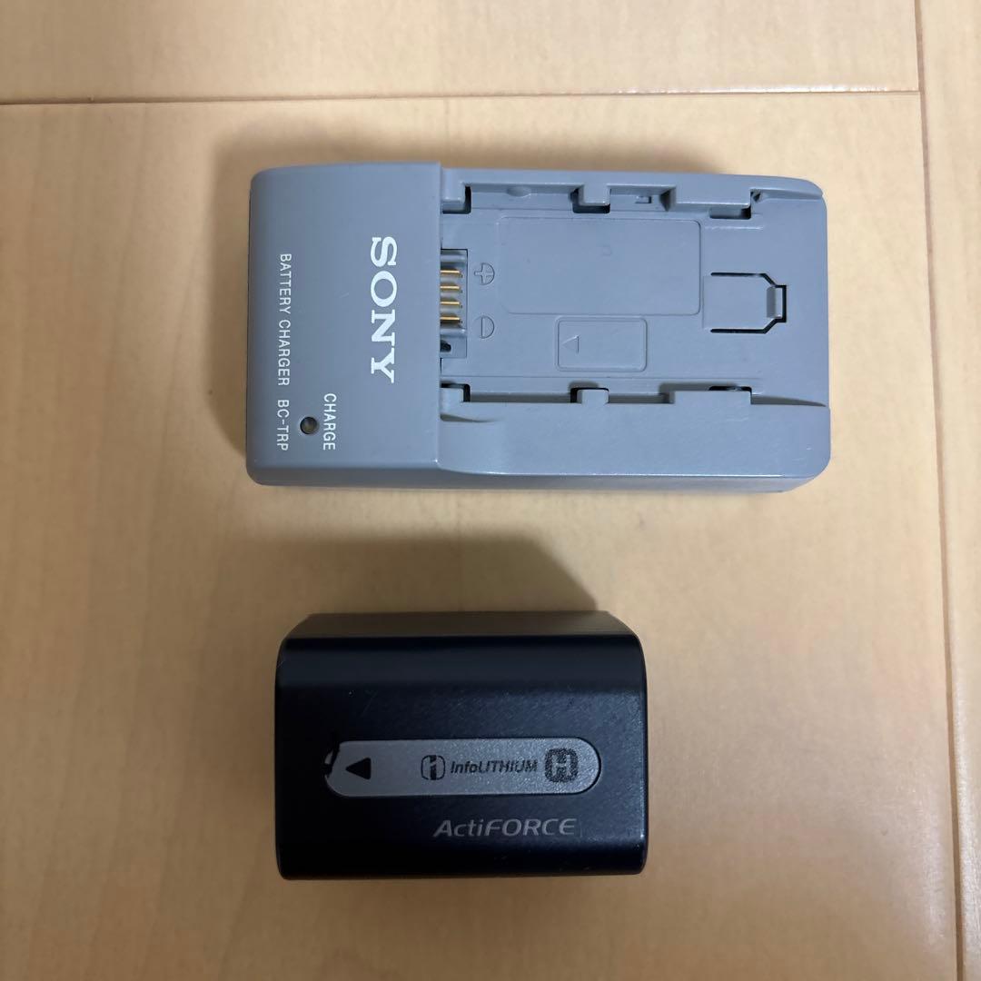 SONY HD AVCHD ハンディカム レッド
