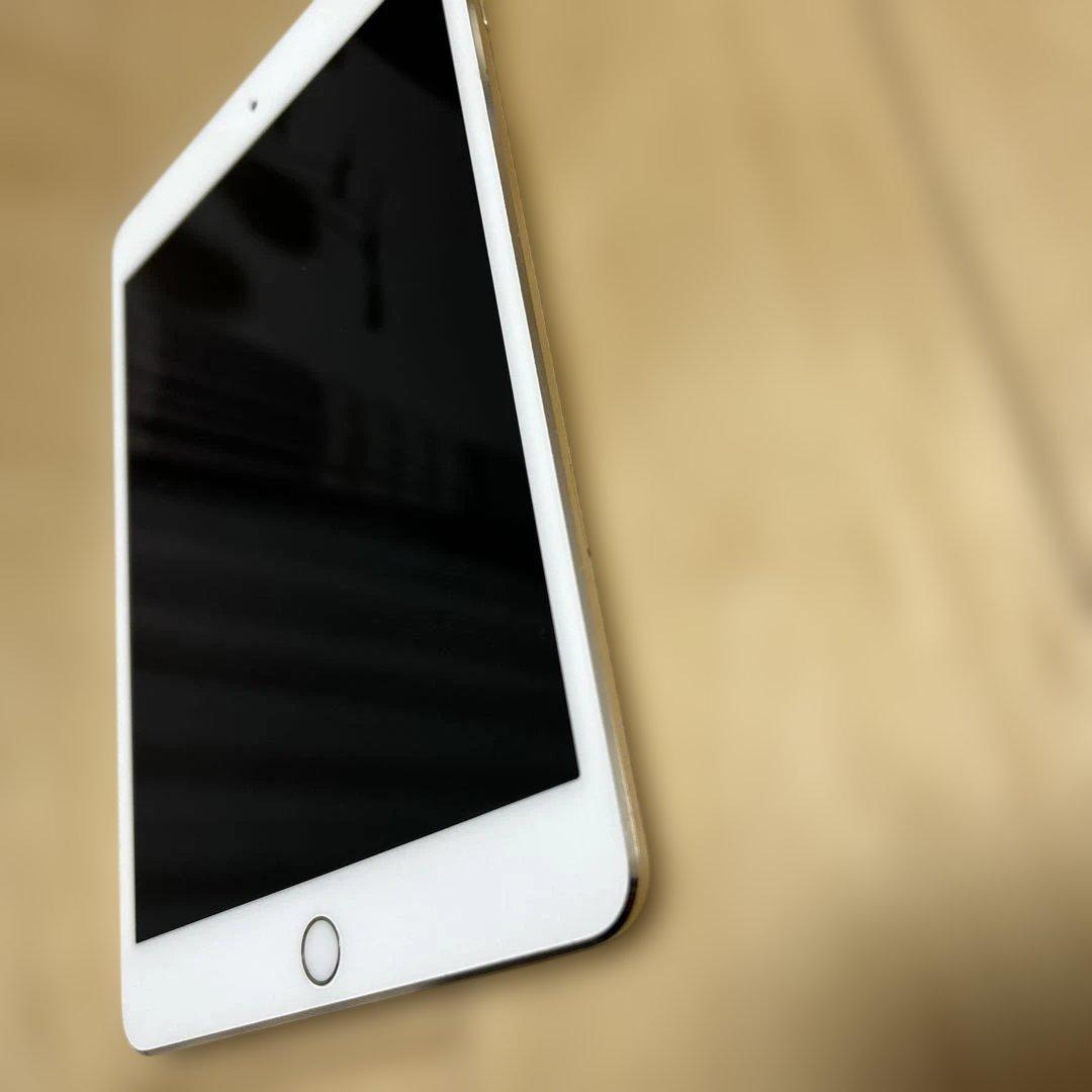 iPad本体 iPad mini 4 Apple