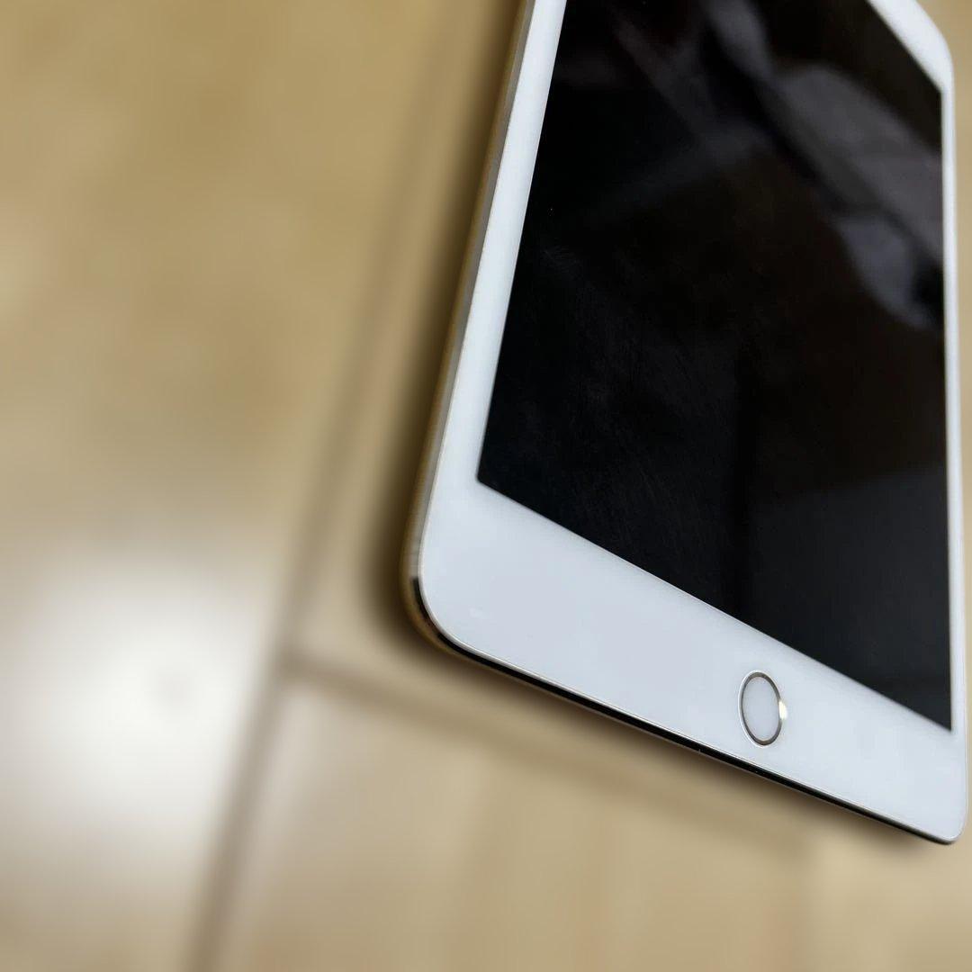 iPad本体 iPad mini 4 Apple