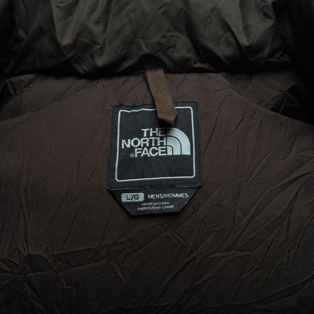 【大人気モデル‼️】North Face ダウンベスト センターロゴ ブラウン L