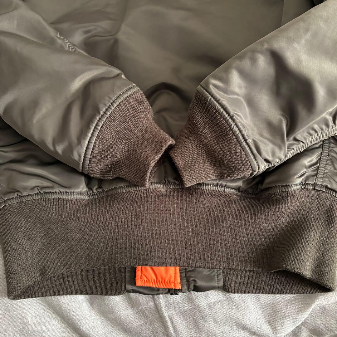 ☆美品Alpha Industries MA-1 Large 赤タグ付き