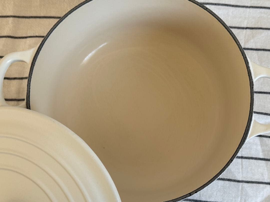 ルクルーゼ ココットロンド 20cm コットンホワイト