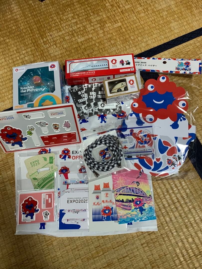 ♡ミャクミャク福袋新品♡