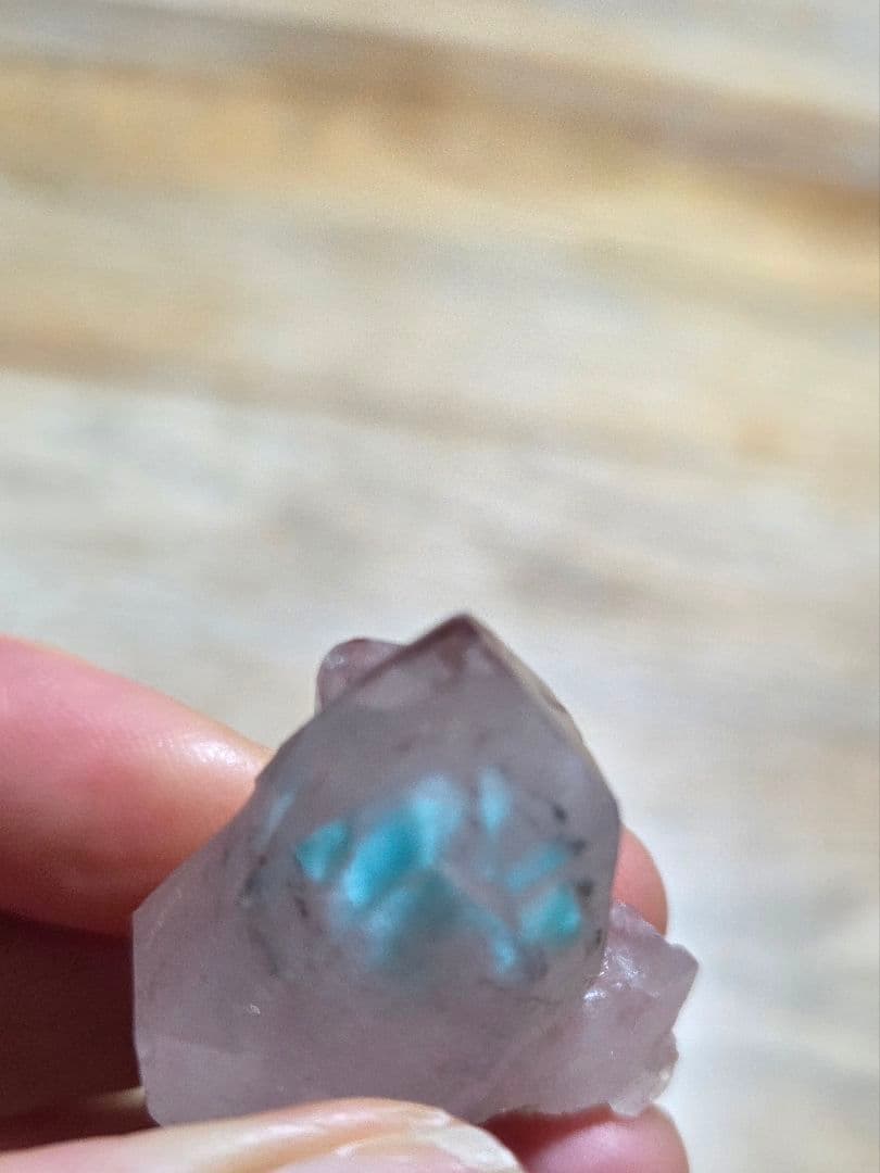 マ*ト様 アホー石入り水晶　ajoite in quartz　アホーアイト　原石