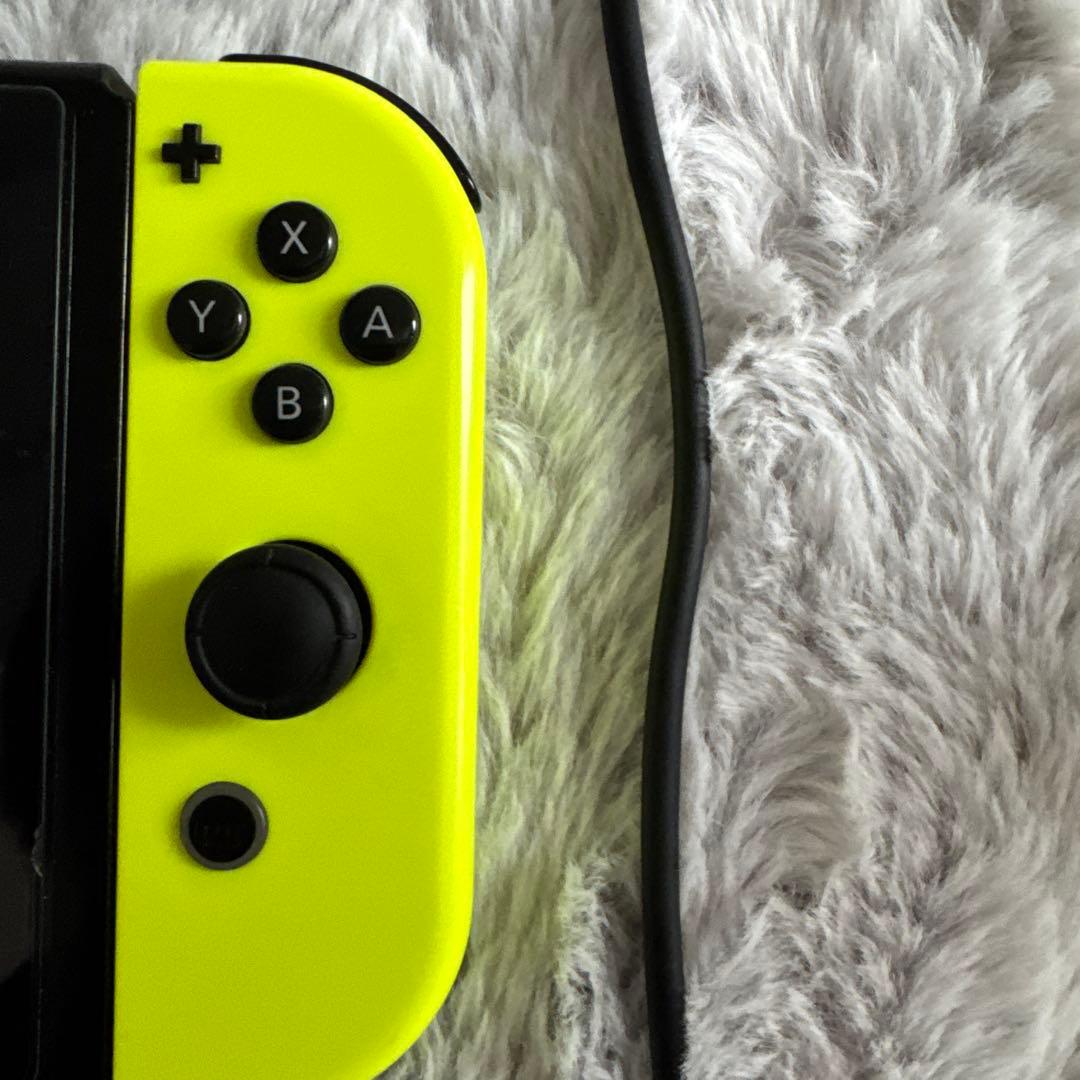 Nintendo Switch 青と黄のJoy-Con