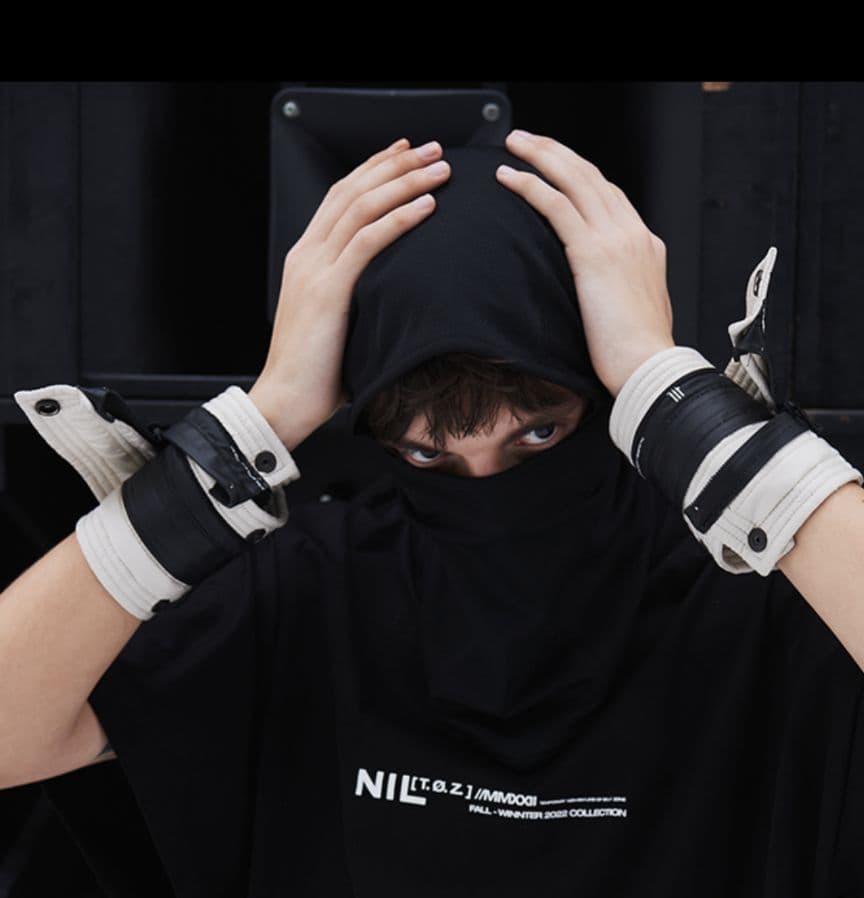 【希少】NILoS ニルズ　JULIUS ユリウス ハット　白　リストバンド