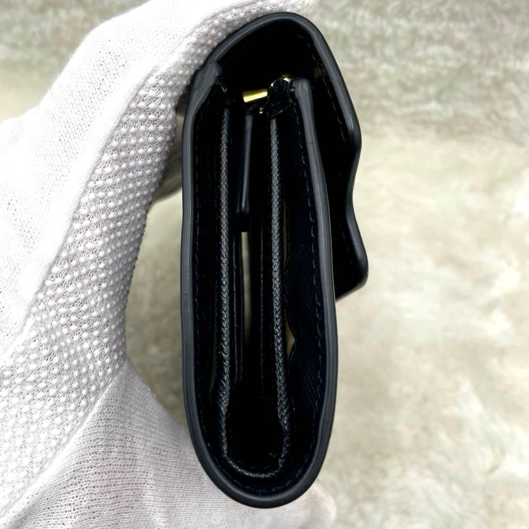 美品 マルニ MARNI 3つ折り 財布 フラップスクエアウォレット ブラック