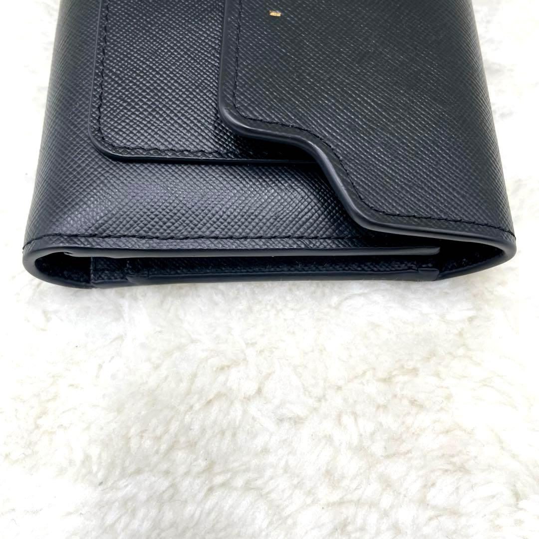 美品 マルニ MARNI 3つ折り 財布 フラップスクエアウォレット ブラック