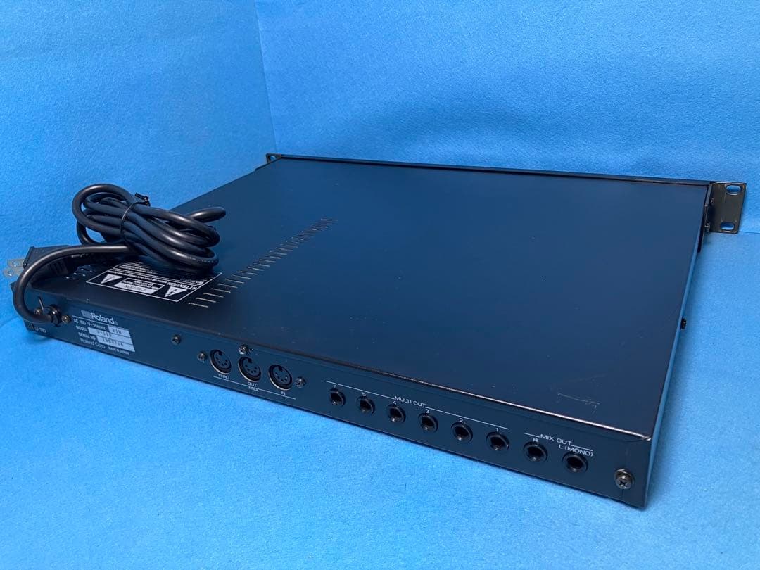 Roland U-110 音源モジュール