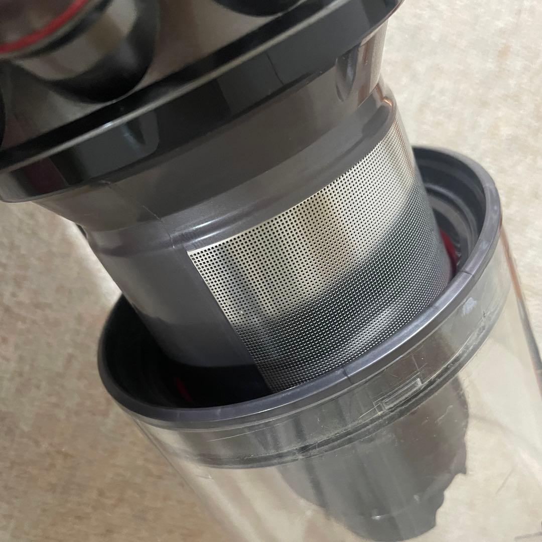 美品　Dyson ダイソン SV12 コードレス掃除機　箱・ノズル付き