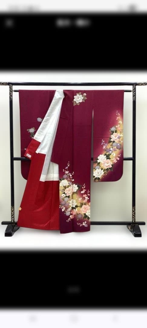 花柄振袖 ワインレッド
