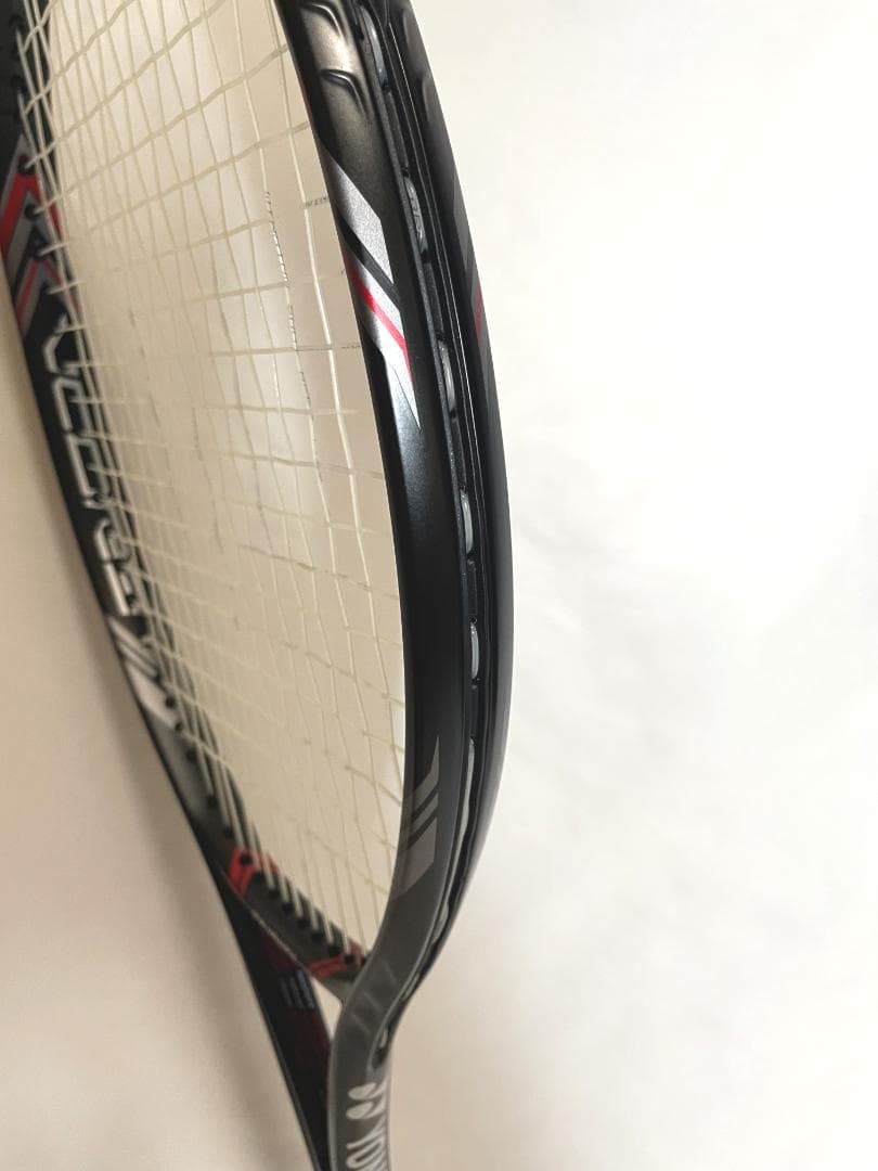【使用回数少なめ】YONEX(ヨネックス) VCORE X FACTOR