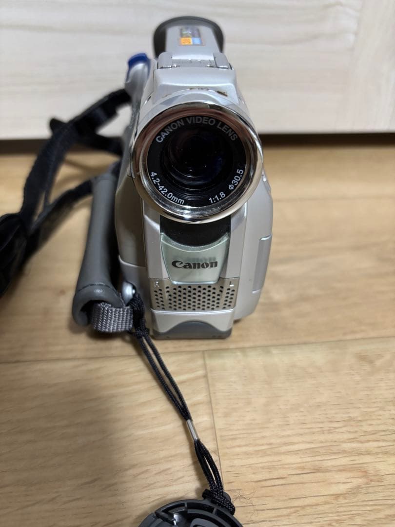 デジタルビデオカメラ　Canon キャノン