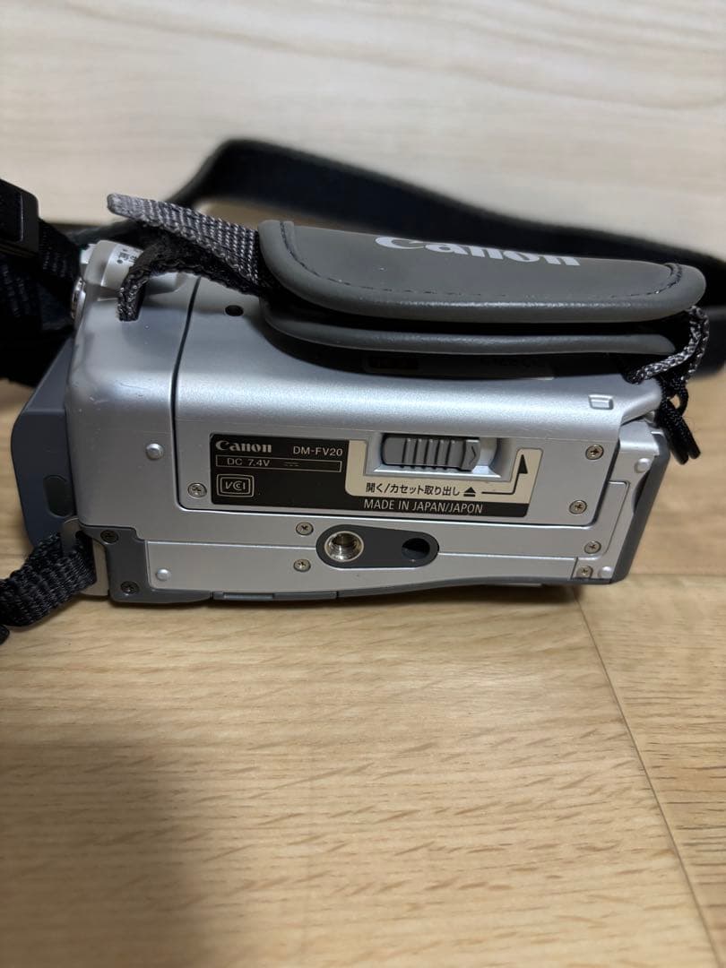 デジタルビデオカメラ　Canon キャノン