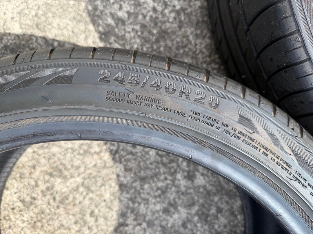 245/40r20タイヤ4本！！