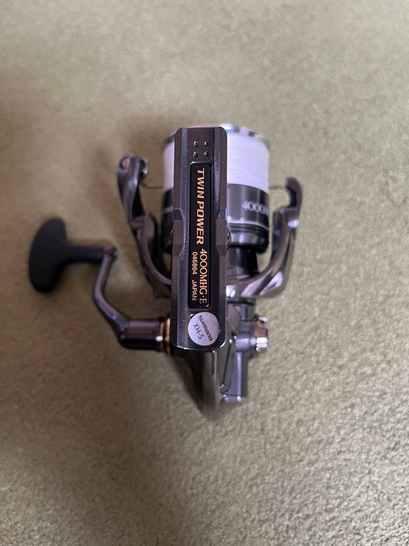 シマノ　24ツインパワー 4000MHG 特殊撥水グリスサービス