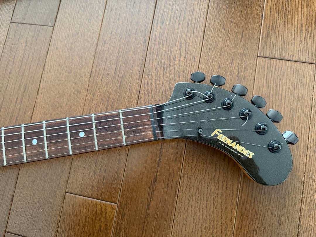 レ*ド様 FERNANDES ZO-3アンプ内蔵ミニエレキギター ブラック 専用