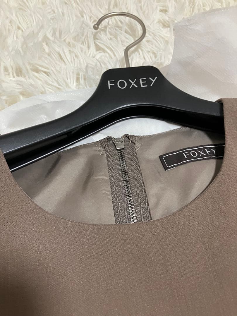 ♡休日価格フォクシーブティック物 エスプレッソカラー ワンピース40