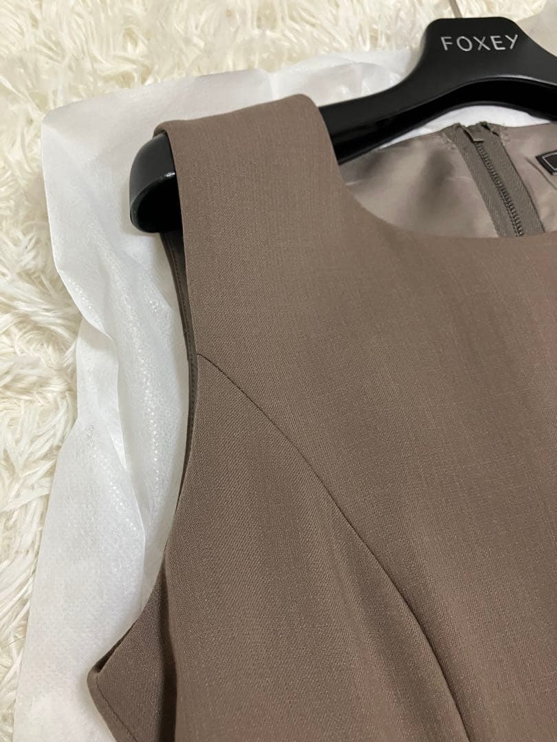 ♡休日価格フォクシーブティック物 エスプレッソカラー ワンピース40