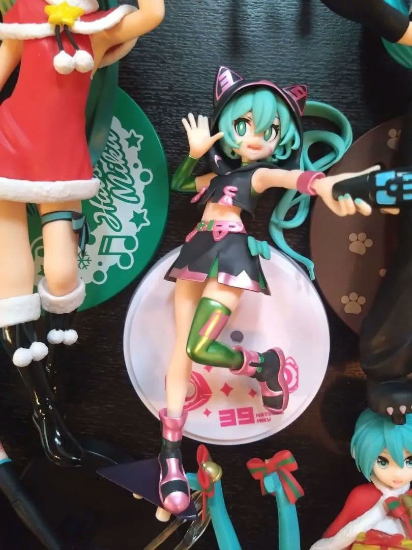 初音ミク　フィギュア