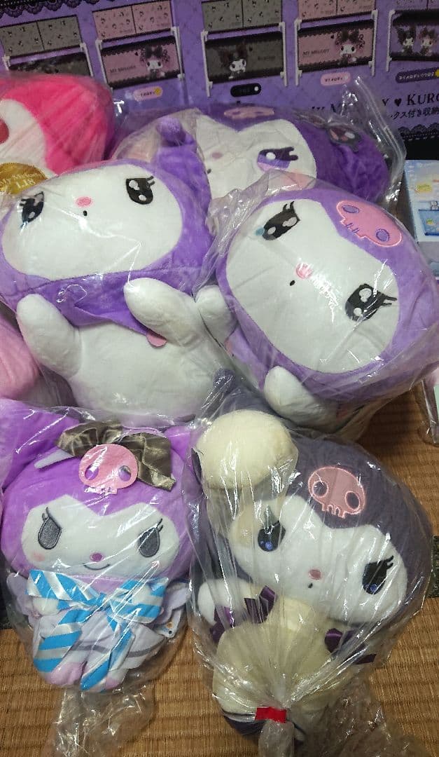 破格セール！クロミレアマイメロ40thぬいぐるみ収納ケースブランケット等セット