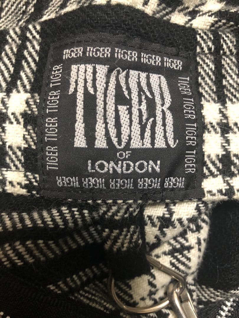 TIGER OF LONDON チェック ジップパンツ
