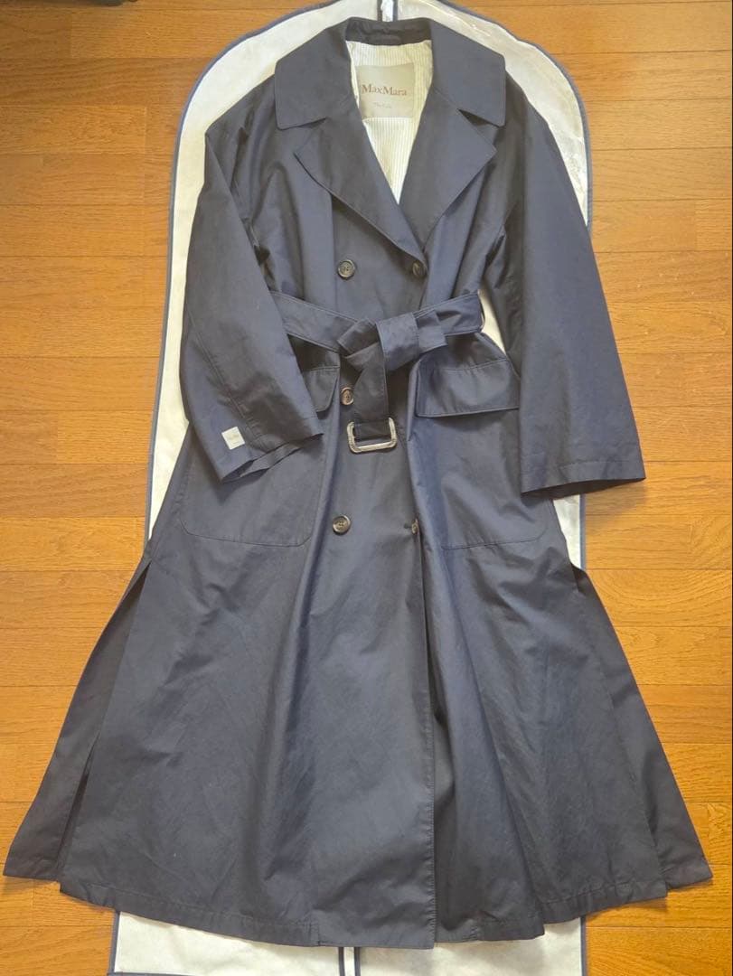 MaxMara TheCubeトレンチコート　春アウター