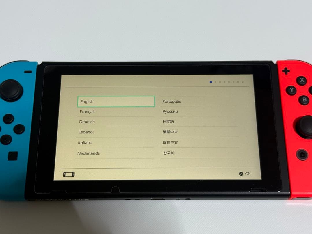 美品 Nintendo Switch 本体 ネオンブルー ネオンレッド