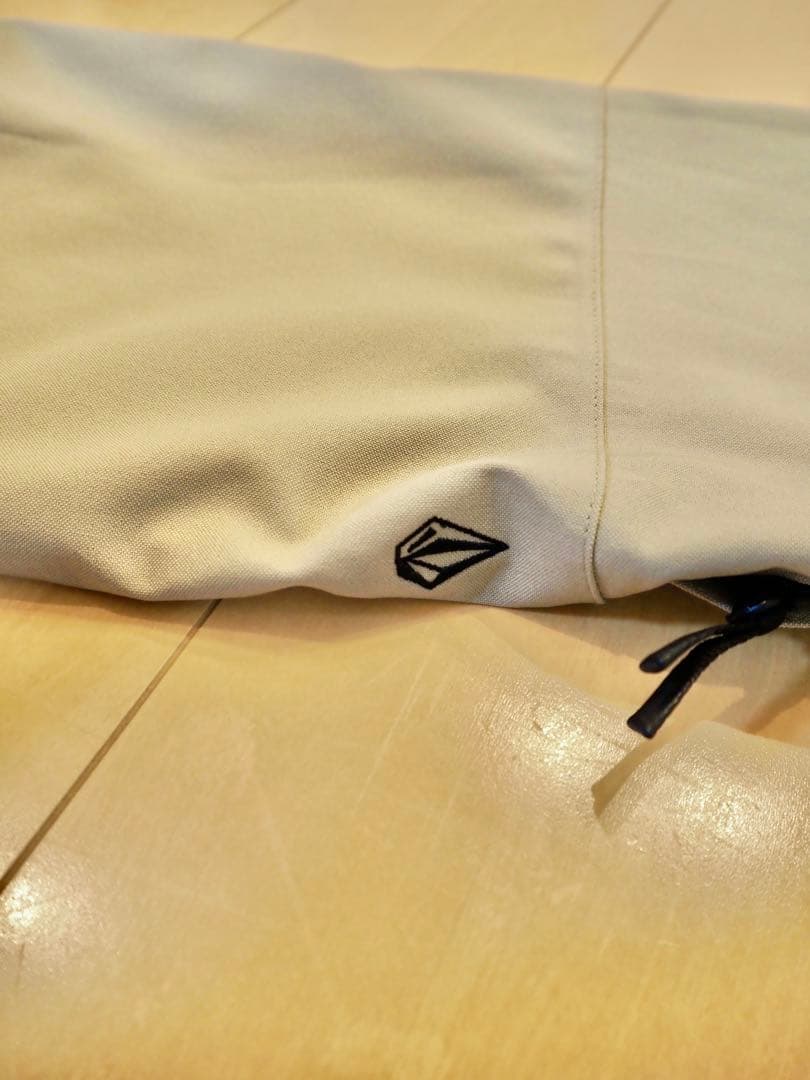 VOLCOM BLOODLINE スノーボードウェア Lサイズ ベージュ