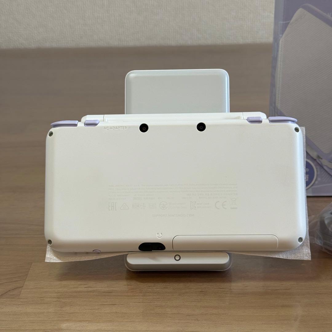 6-040【美品】Newニンテンドー2DS LL ホワイト×ラベンダー 箱付き