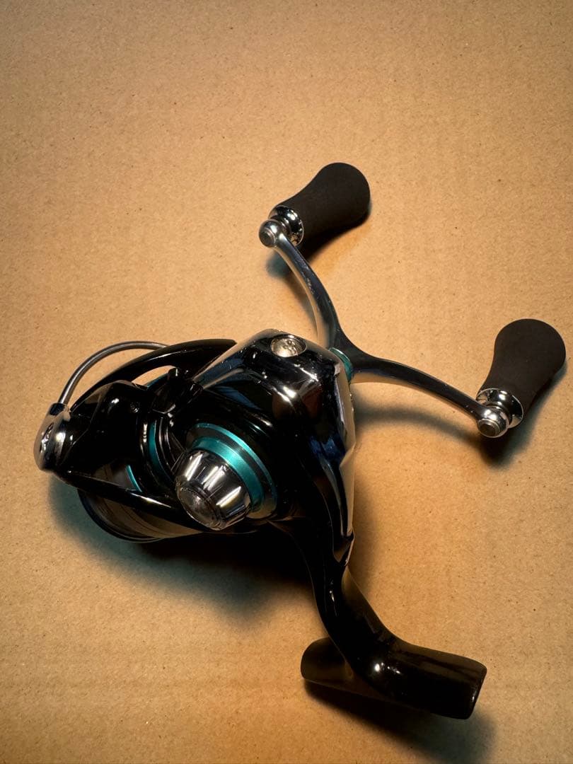Daiwa LT2500S-DH スピニングリール