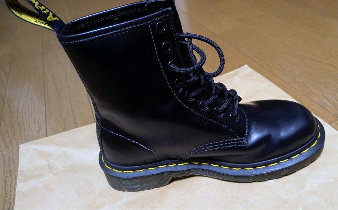 Dr.Martens 1460 8ホール UK4