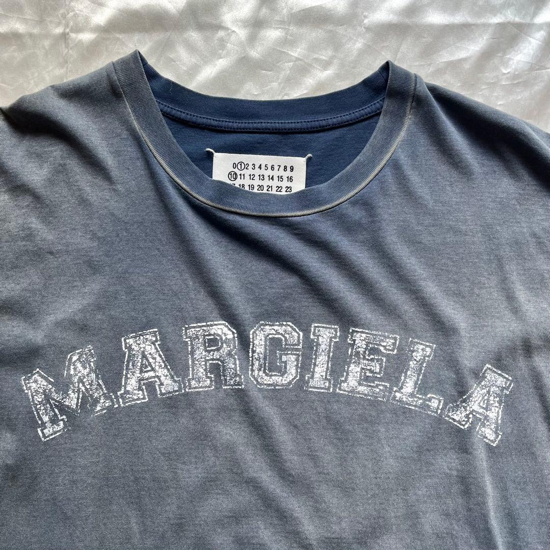 トップス MAISON MARGIELA Collage Logo T-Shirt