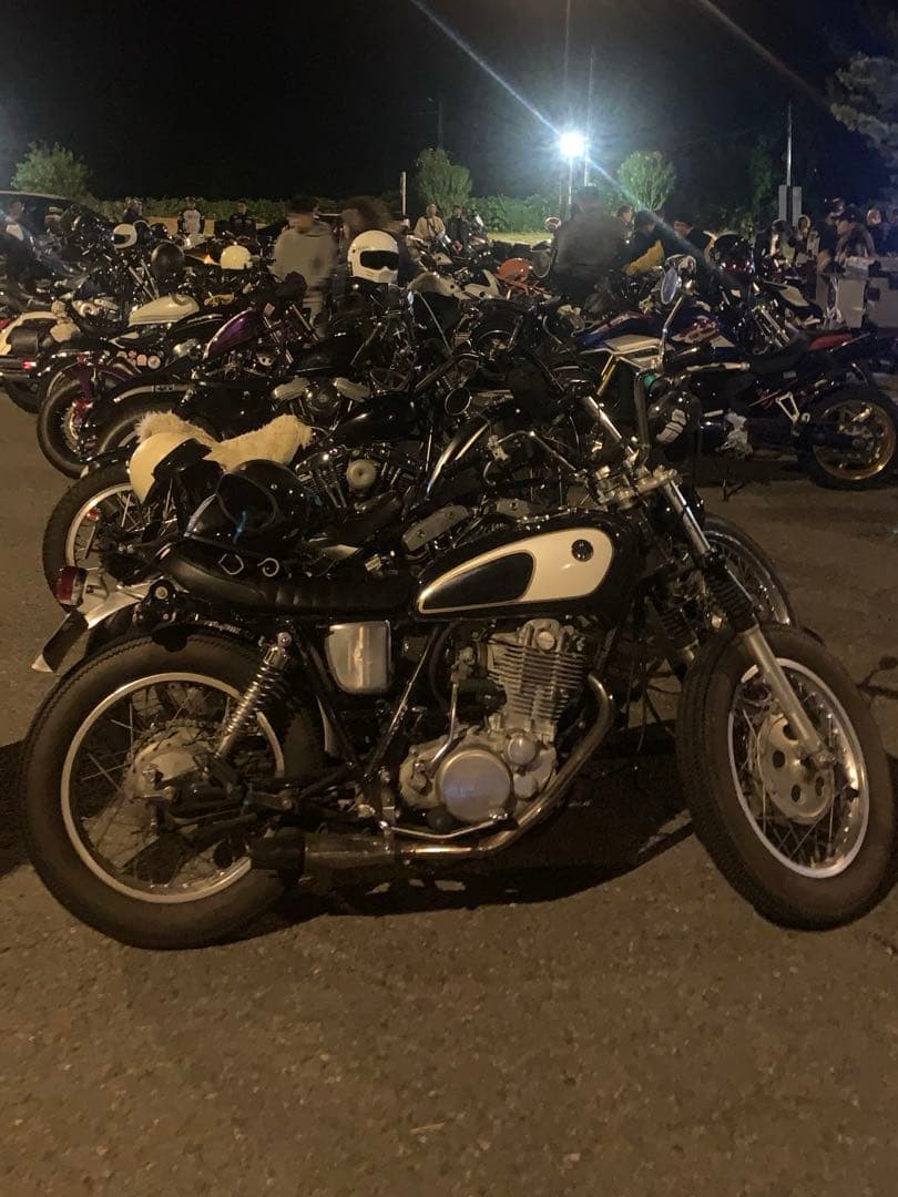 SR400 社外シート