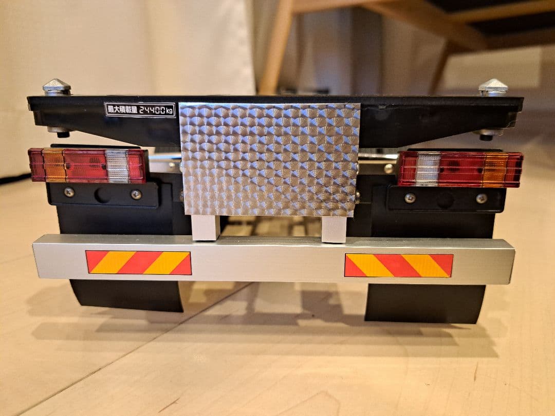 1/14 制作ベース トレーラー台車 40feet 海コンシャーシ仕様