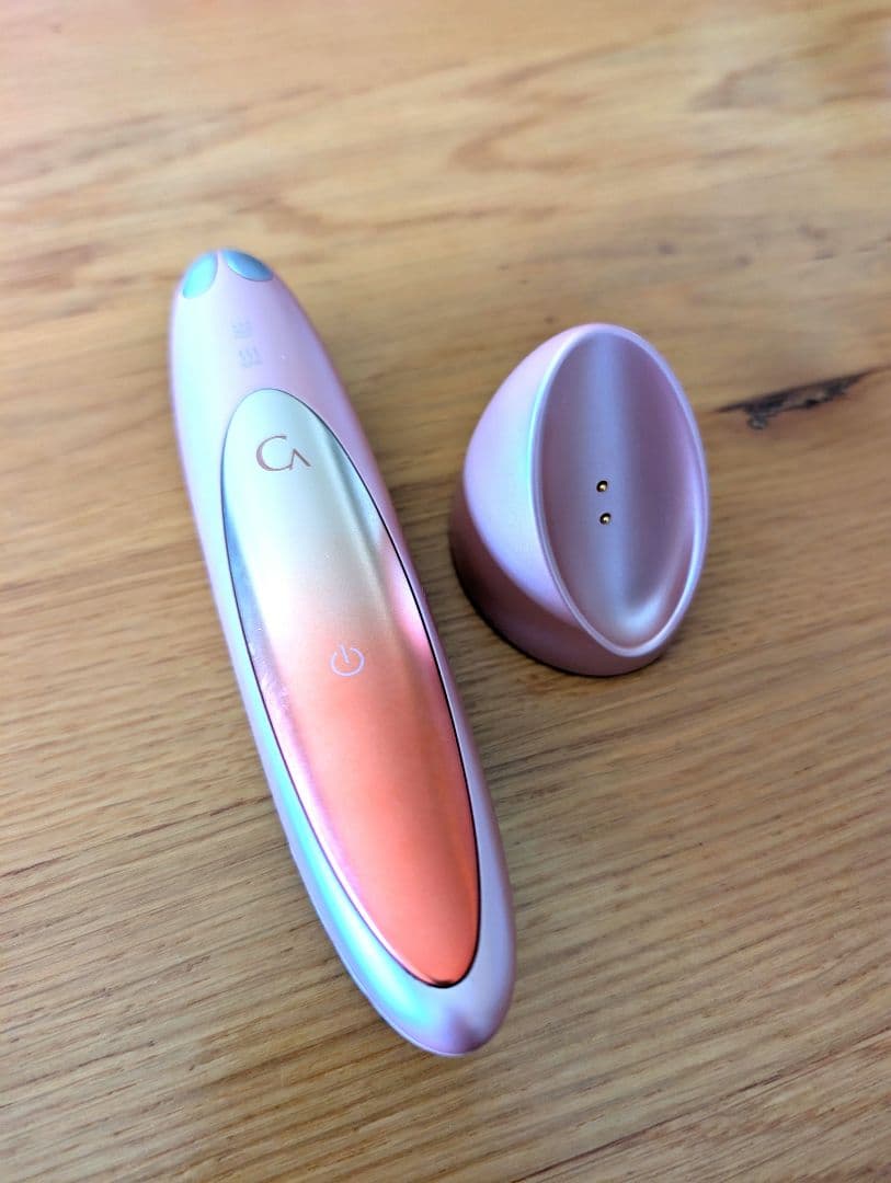【良品・お買得】クリアージュ アイリフト／目元美顏器