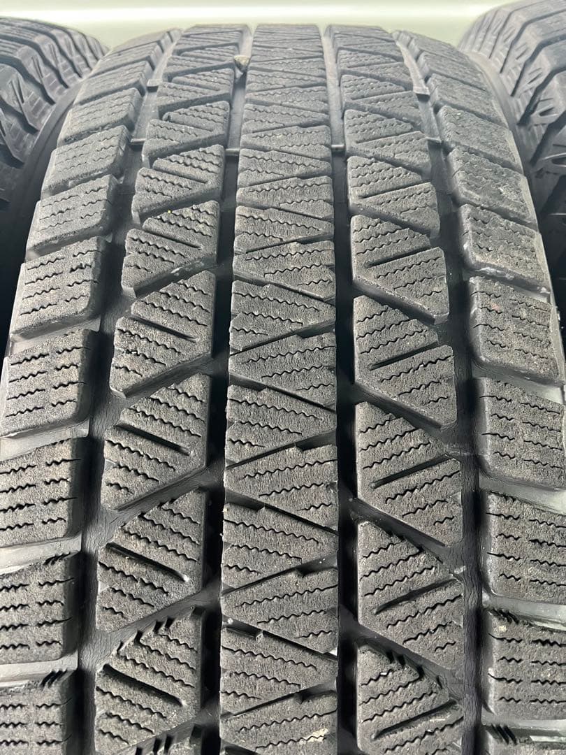 ☆バリ溝☆ブリヂストン ブリザック DM-V3 265/70R17 4本