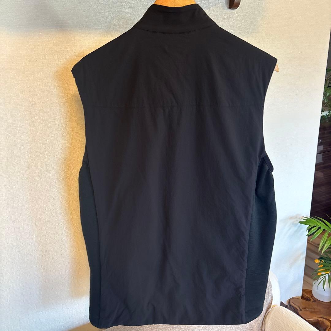 ARC'TERYX ATOM VEST アトムベストジャケット　M/M