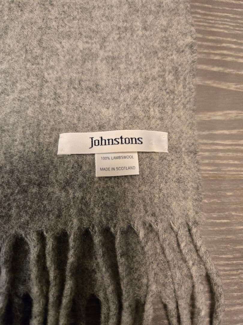 Johnstons ジョンストンズ 100% ラムウール スコットラン
