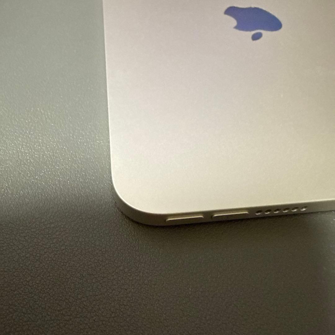 【美品】iPad mini（A17 Pro）Wi-Fi 128GB シルバー