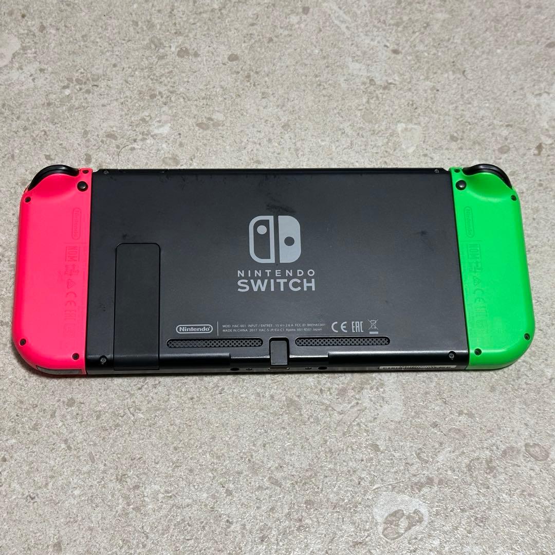 ニンテンドーSwitch 本体　スプラトゥーンカラー
