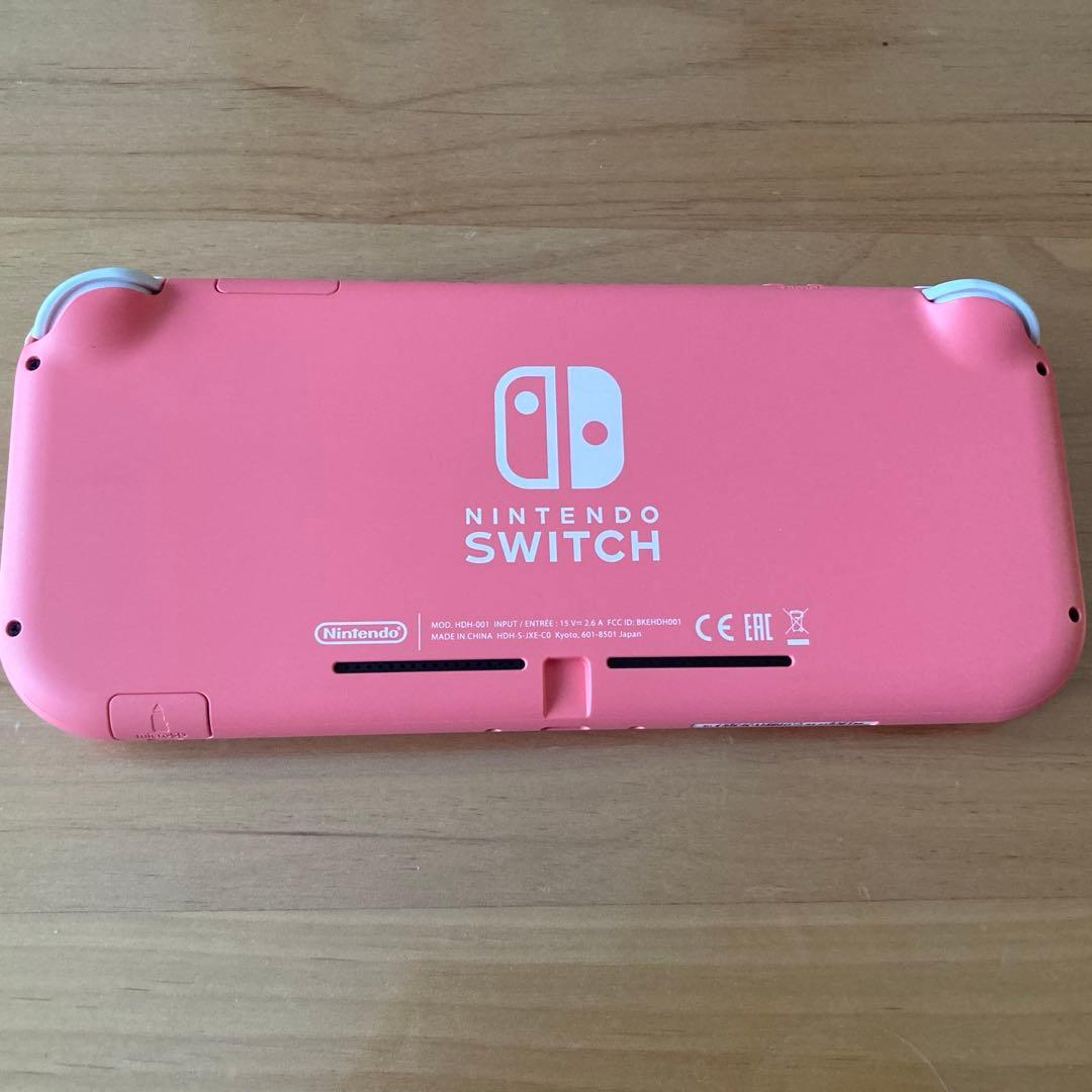Nintendo Switch Lite コーラル　本体