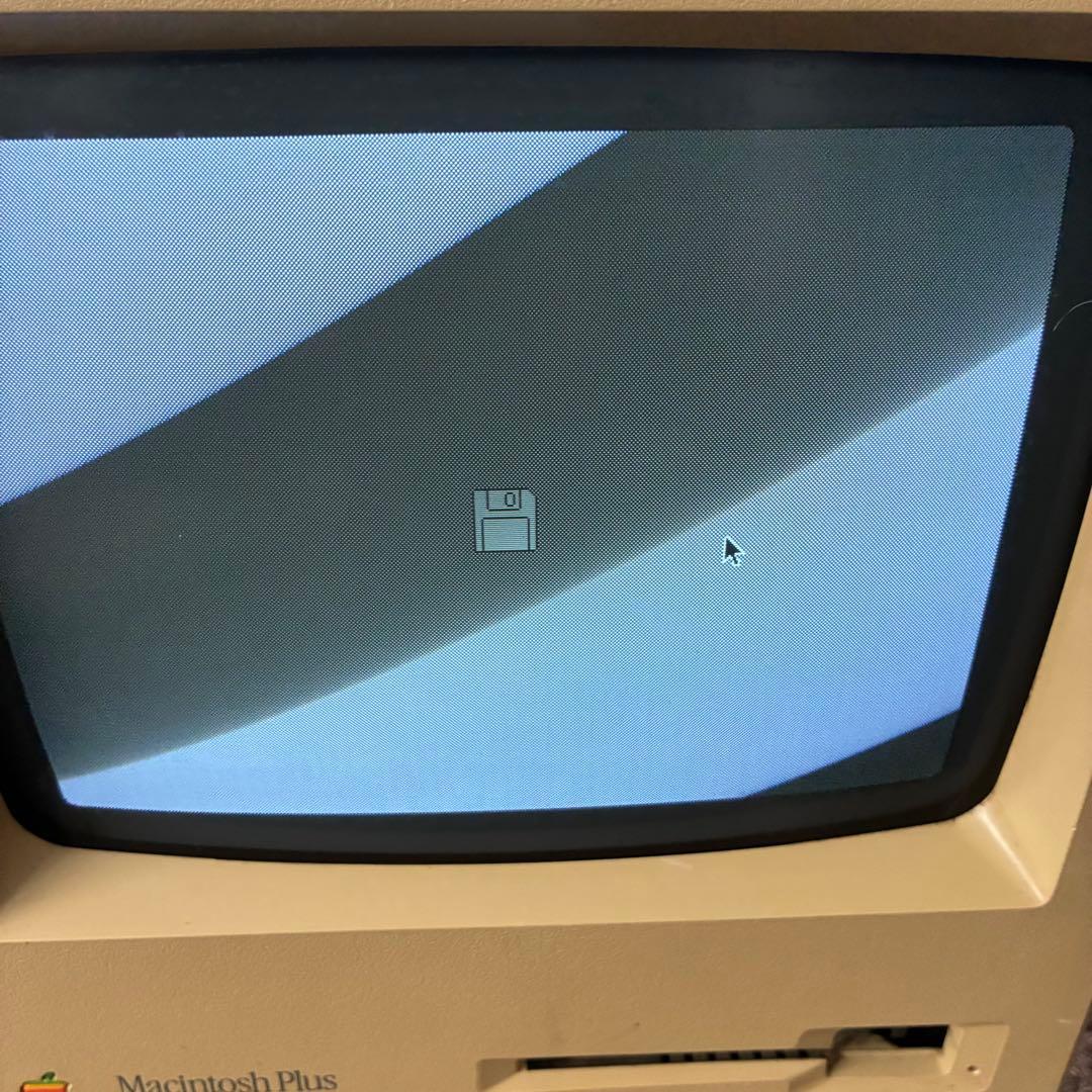 Apple Macintosh Plus 1Mb PC レトロ M0001A