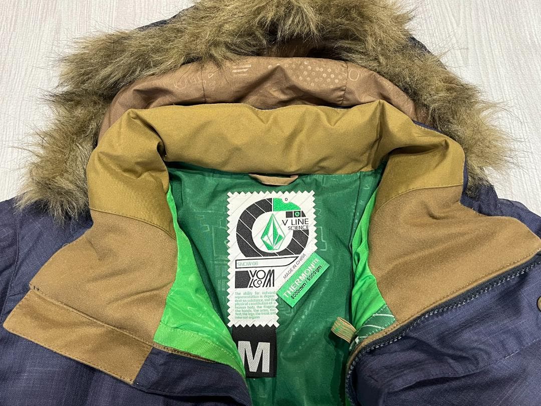 最暖ウェア！ VOLCOM DOWN JACKET 80・20 sizeM