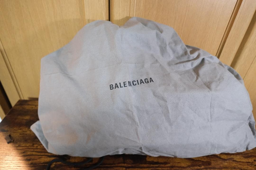 BALENCIAGA Army Spaceブラックバッグ