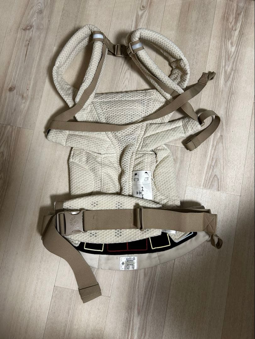 【m】ergobaby エルゴベビー 抱っこひも ナチュラルベージュ
