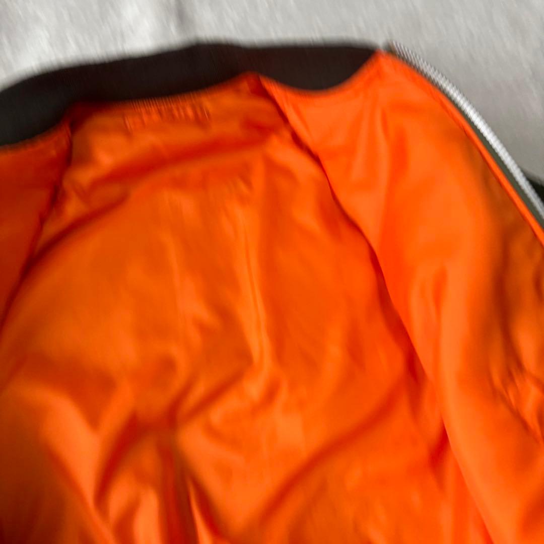 美品 ALPHA INDUSTRIES ワッペン MA-1 カーキ リバーシブル
