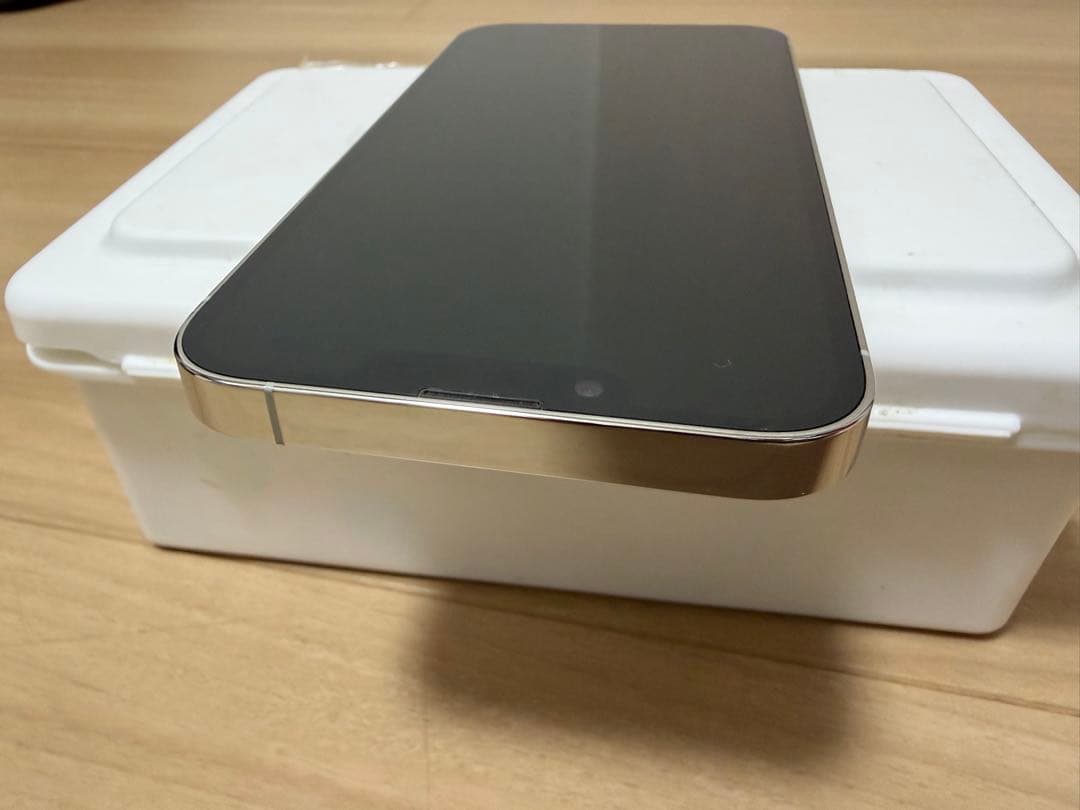 iPhone 13 Pro シルバー 512 GB SIMフリー