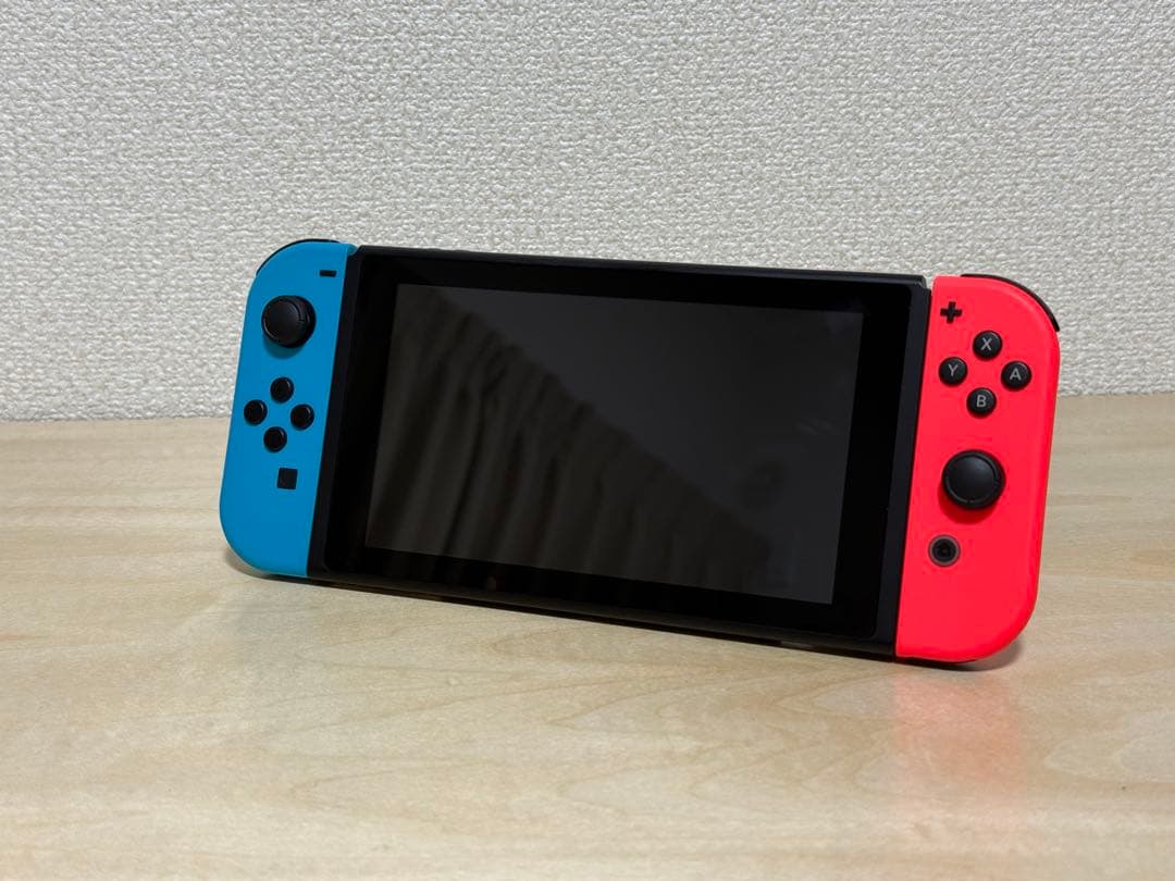 Nintendo Switch 本体　Joy-Con付き