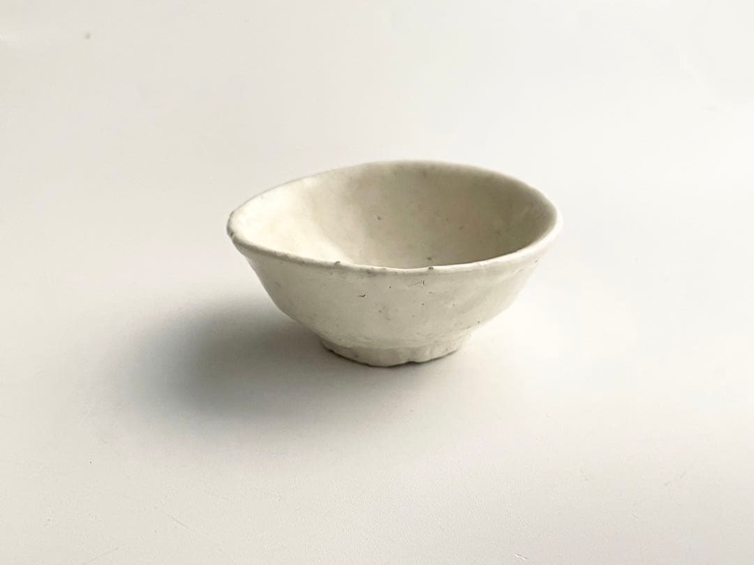 陶芸家　作家物　作者不明　粉引　ぐい呑　盃　酒器　酒盃　箱なし　銘あり